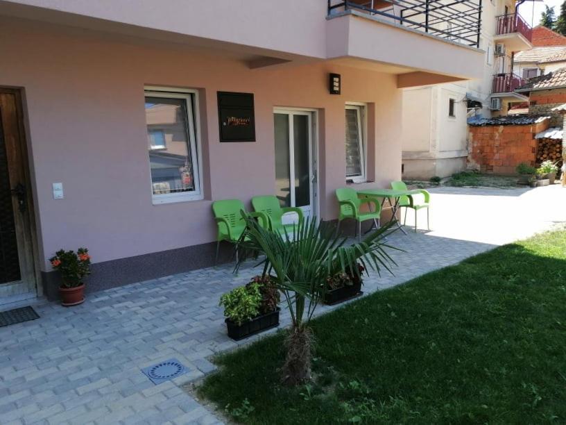 Apartments J&M Ohrid Exteriör bild